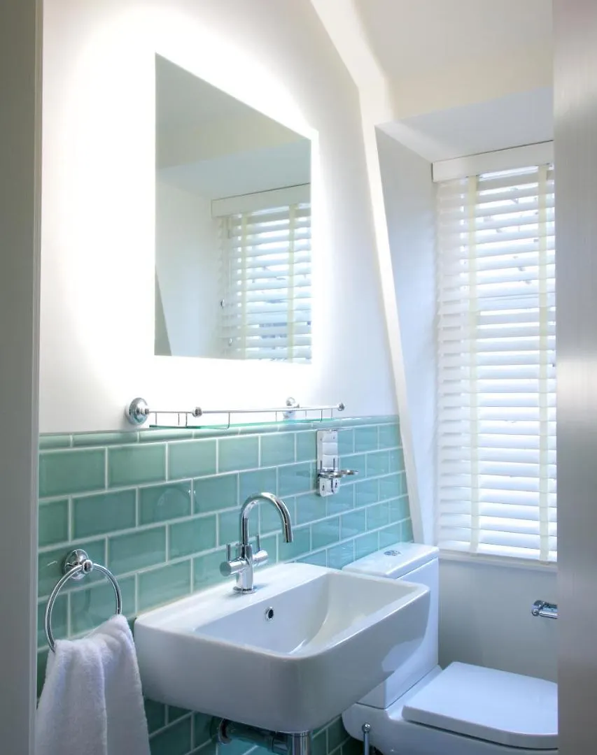 Eight Hotel Bath